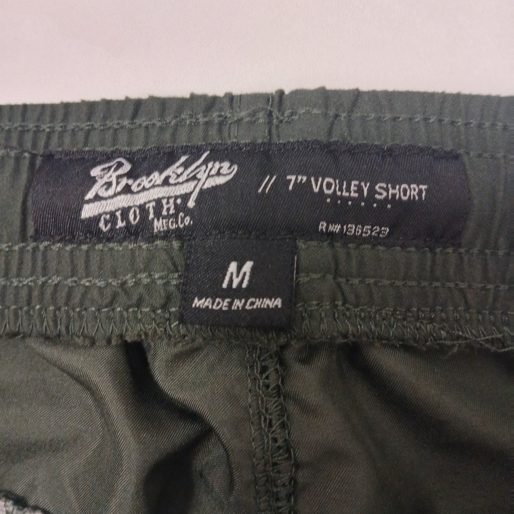 👉 Men’s Self Made NY-LA Graphic Athletic Shorts Size M Streetwear Green - Picture 7 of 7
